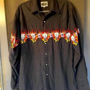 Cumberland Outfitters Men’s Black Long Sleeve with Pearl Snaps, Cowboy Flames XL